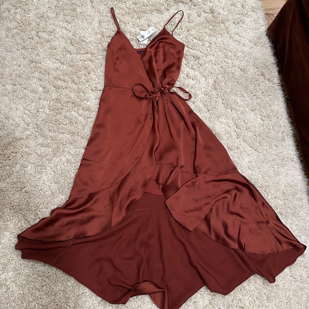 (NEW) Abercrombie and fitch Satin wrap dress